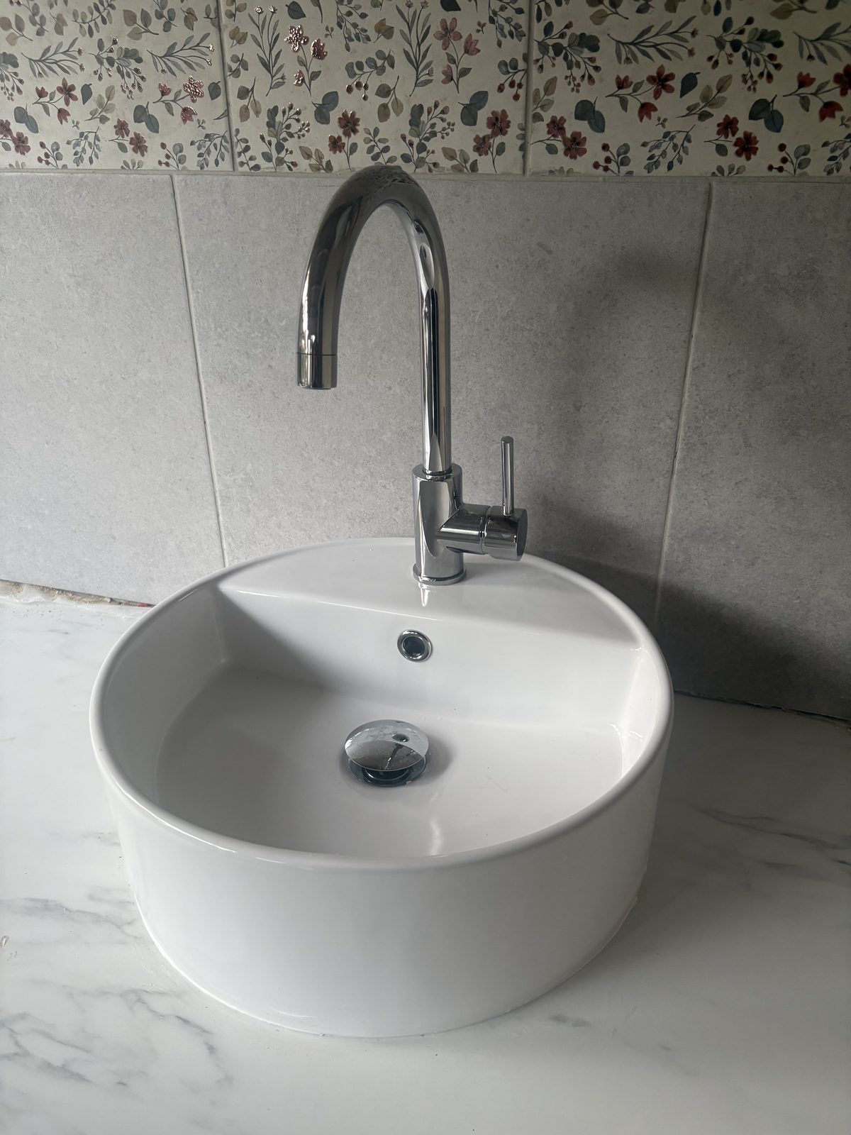 Installation sanitaire réalisée par SOS Plomberie Express
